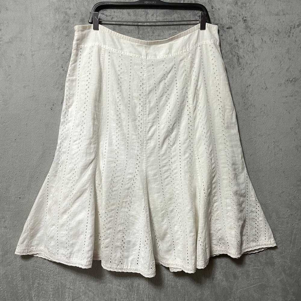 White Eyelet A-Line Midi Skirt Large Embroidered Boho Cottagecore - Picture 2 of 7